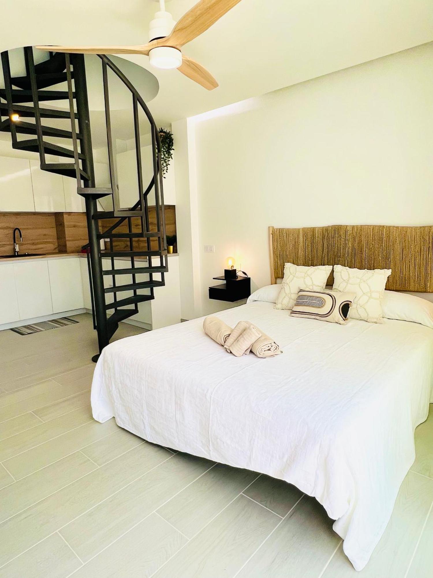 Golden Suite Plaza Коралео Екстериор снимка