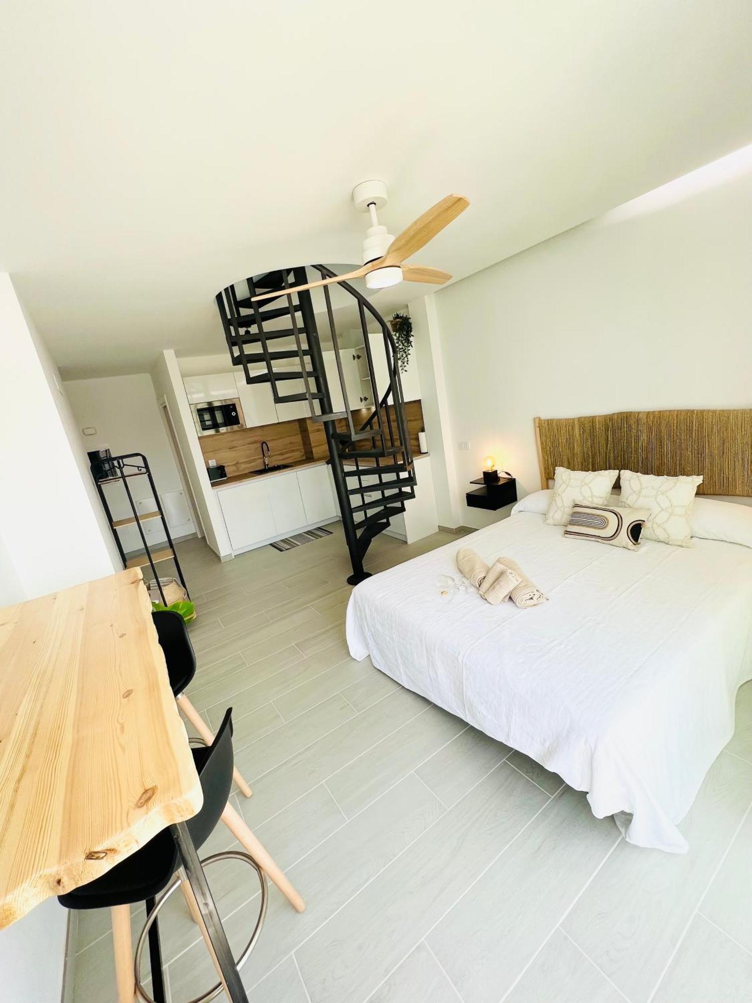 Golden Suite Plaza Коралео Екстериор снимка